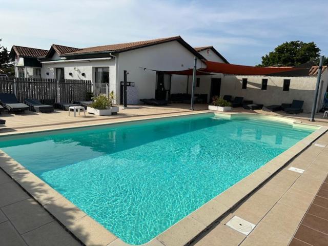 Hotel Les Jardins d'Oléron Saint-Pierre-d'Oleron Exterior foto
